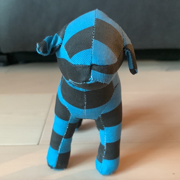 Victoria’s Secret PINK Mini Dog - Picture 4 of 5